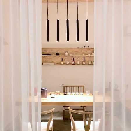 Spring Breeze Boutique Guest House ويوان المظهر الخارجي الصورة