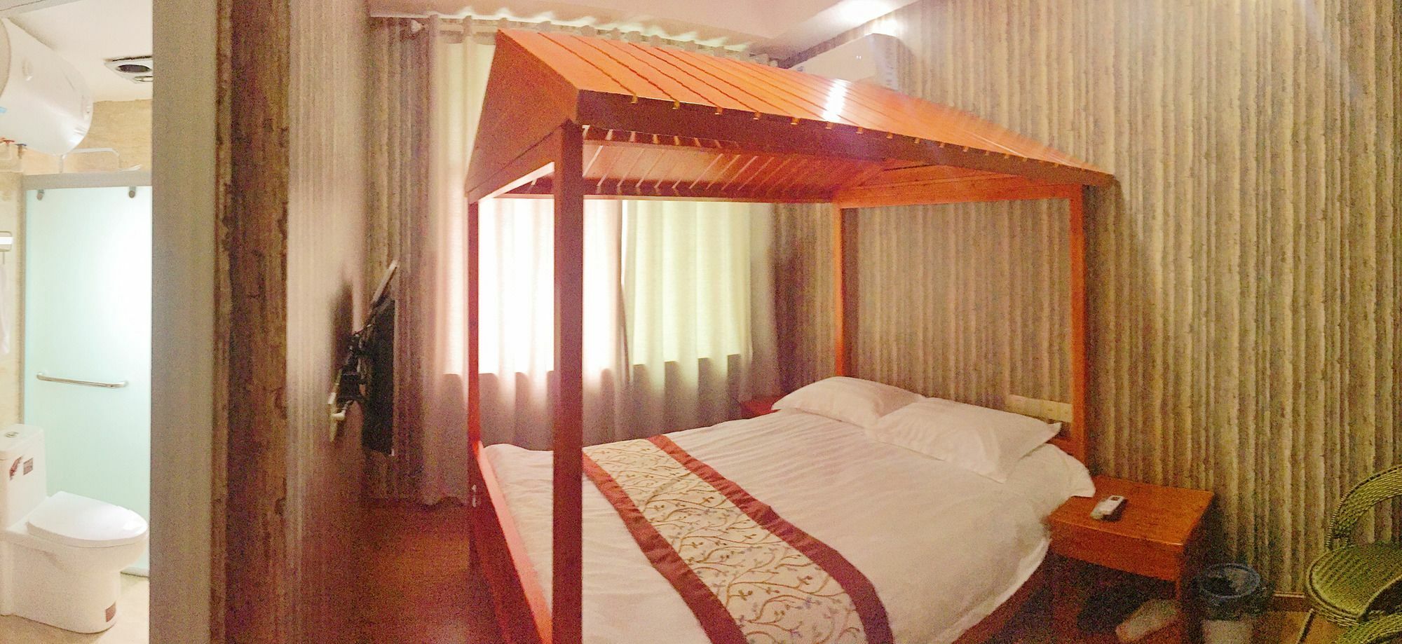 Spring Breeze Boutique Guest House ويوان المظهر الخارجي الصورة