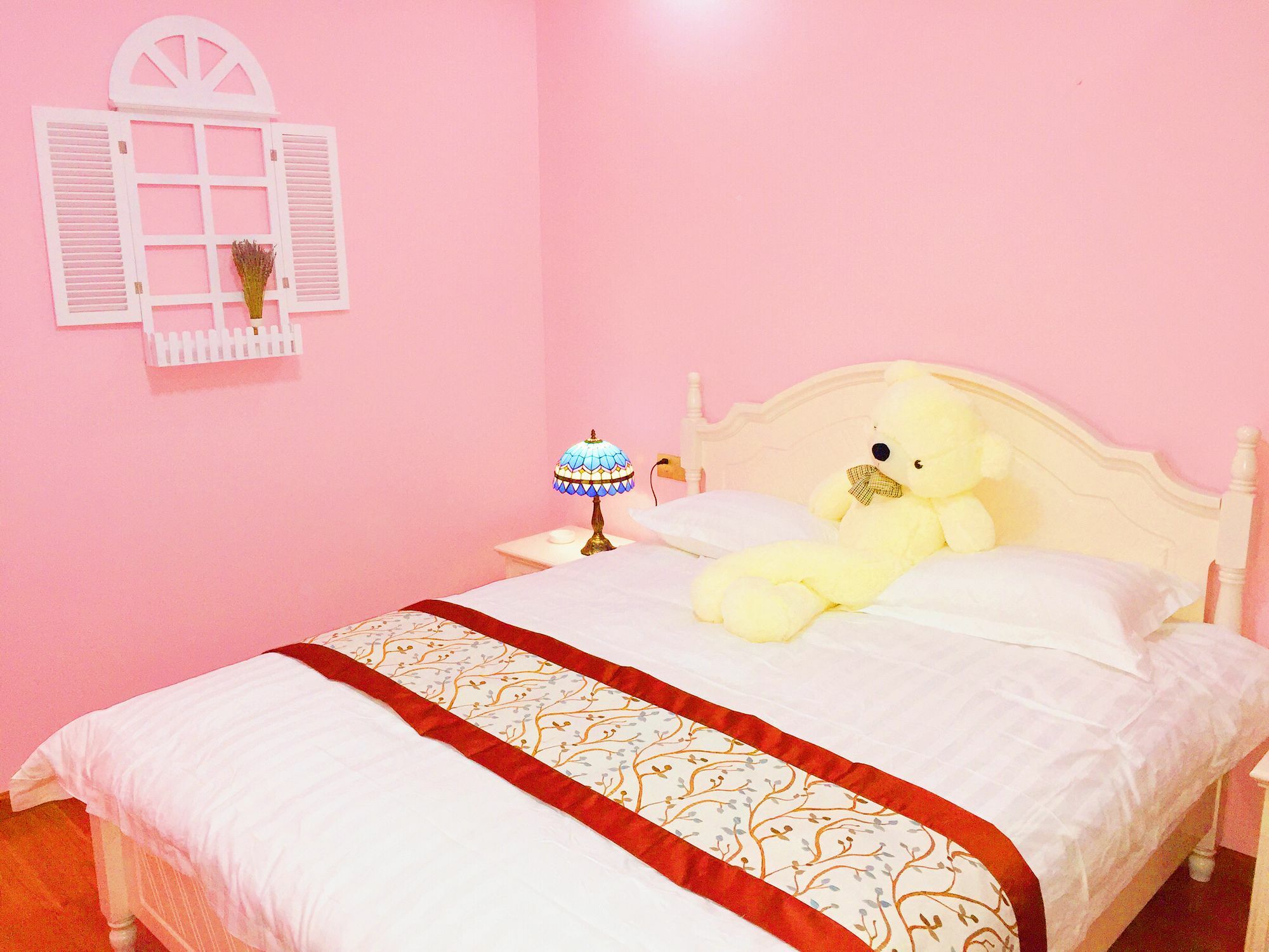 Spring Breeze Boutique Guest House ويوان المظهر الخارجي الصورة